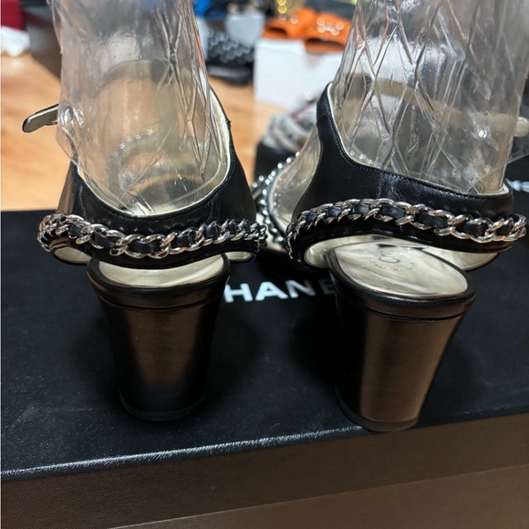 Chanel sandals - Picture 5 of 11